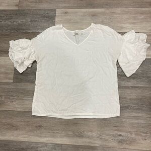 Love 83 White V Neck Blouse with Ruffle Sleeves Size Large